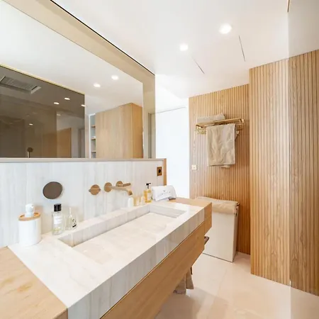 Sublime 3 Bedroom With Roof Terrace Appartamento Cannes